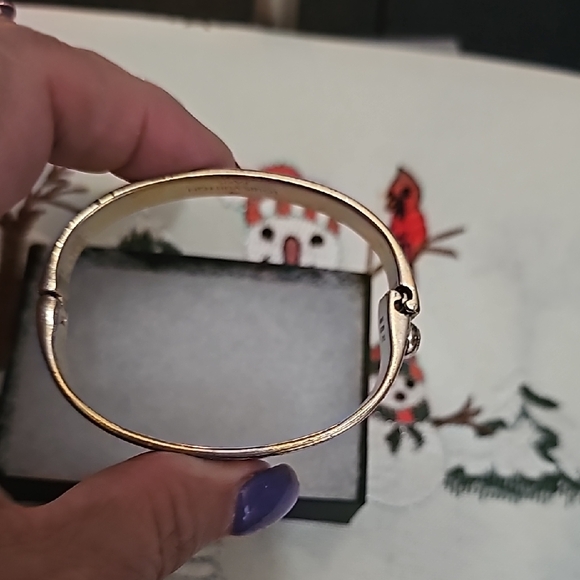 Louis Vuitton Gold Bracelet - Picture 2 of 6